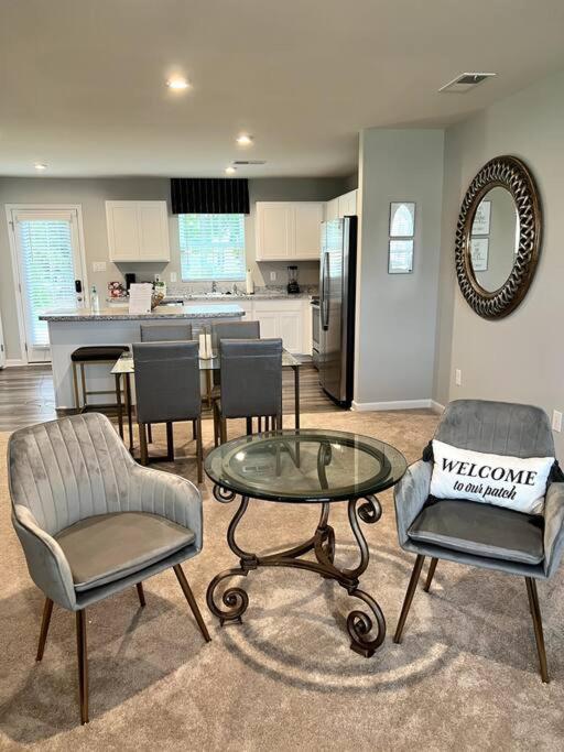 Family Friendly 4Br Home Near Ft Gregg Adams Vsu Petersburg Bagian luar foto